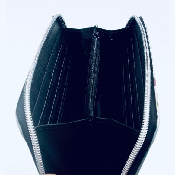 Alice in wonderland wallet! - Picture 7 of 7